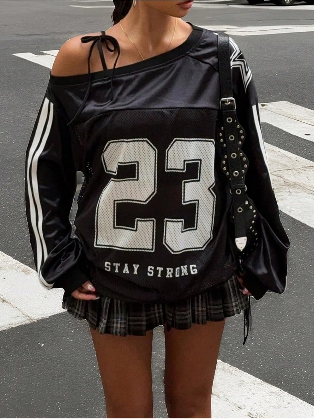 NEW Off-Shoulder Jersey 🖤